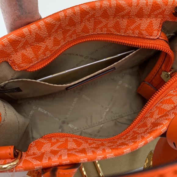 Michael Kors Mirella Extra-Small Ombré Logo Crossbody XBODY ShopperBag Poppy NWT - Picture 11 of 15